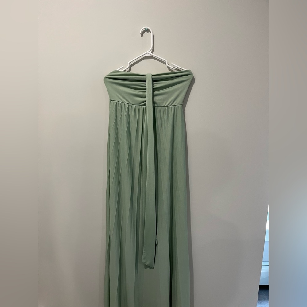 ASOS Maternity Dress Halter Styler. Size US 8. NWT.